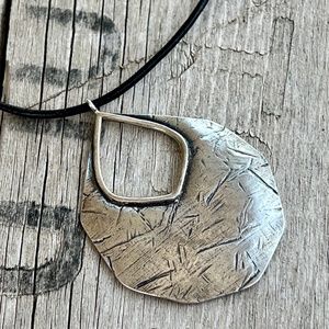 Silpada N3089 Badge of Beauty Necklace